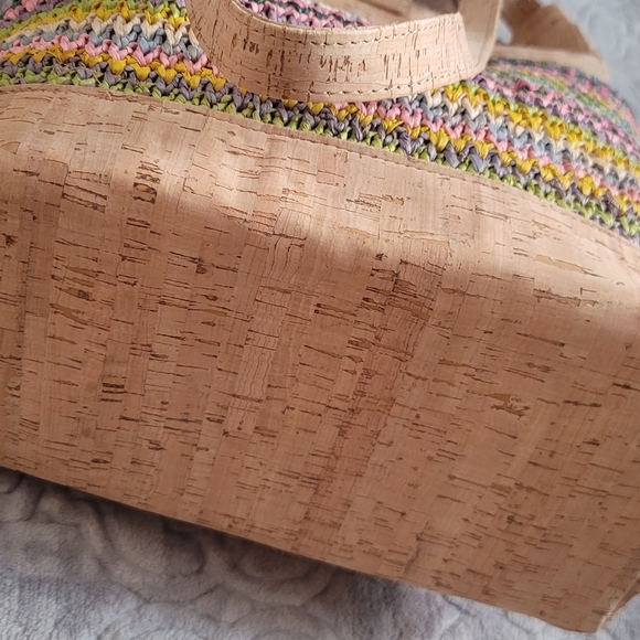 Vegan cork and raphia shoulder purse - Picture 8 of 14